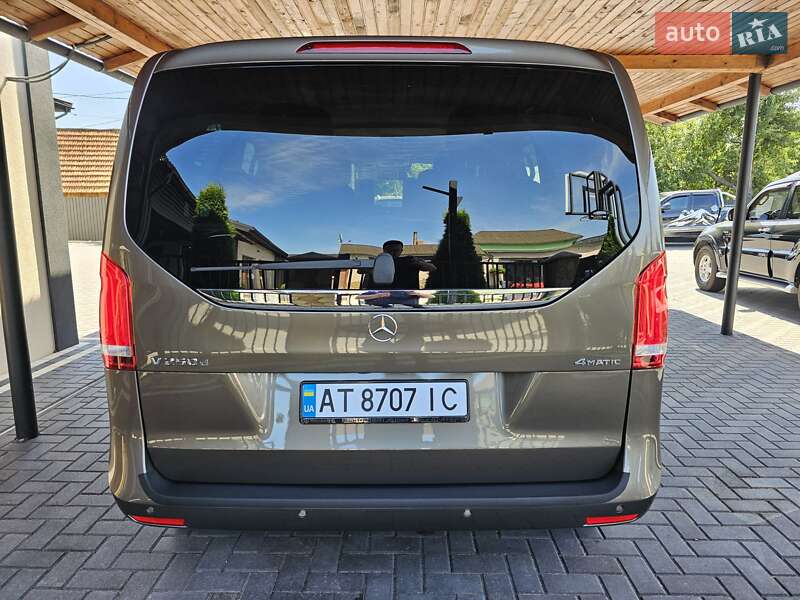 Минивэн Mercedes-Benz V-Class 2015 в Коломые