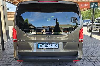 Минивэн Mercedes-Benz V-Class 2015 в 