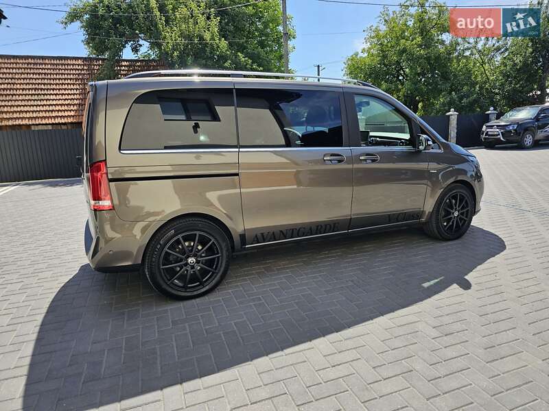 Минивэн Mercedes-Benz V-Class 2015 в Коломые