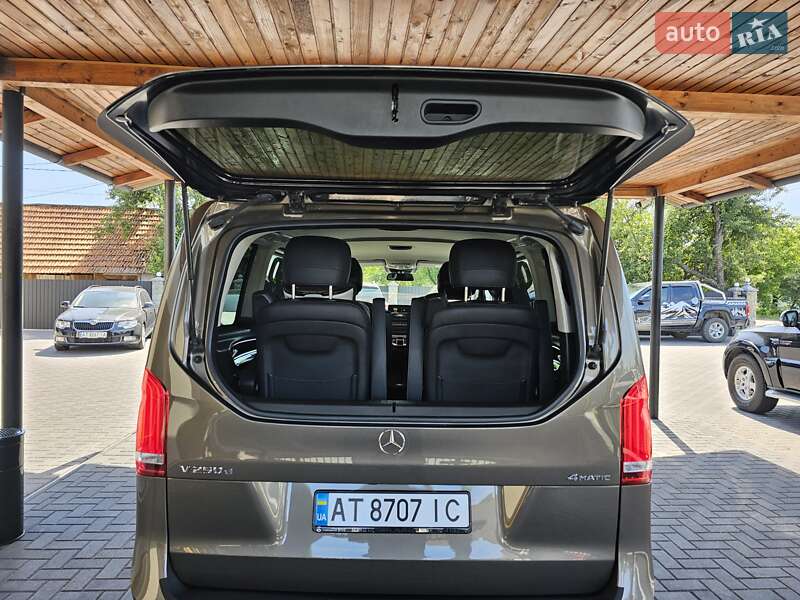 Минивэн Mercedes-Benz V-Class 2015 в Коломые