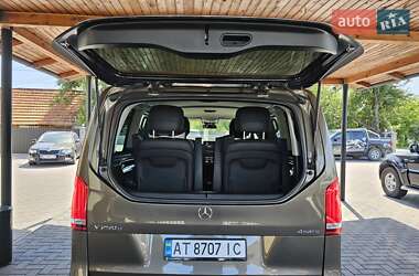 Минивэн Mercedes-Benz V-Class 2015 в 