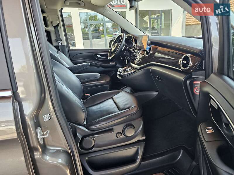 Минивэн Mercedes-Benz V-Class 2015 в Коломые