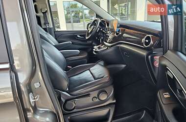 Минивэн Mercedes-Benz V-Class 2015 в 