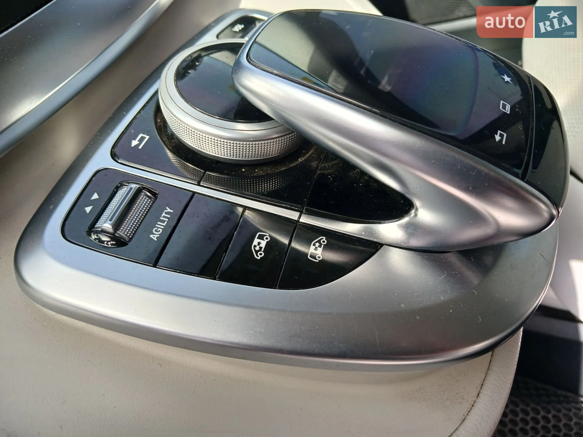 2015 Mercedes-Benz V-klasse - мініатюра 27