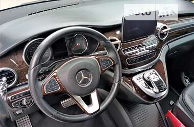 Минивэн Mercedes-Benz V-Class 2015 в 