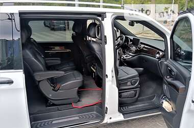 Минивэн Mercedes-Benz V-Class 2015 в 