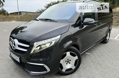 Минивэн Mercedes-Benz V-Class 2022 в Тернополе