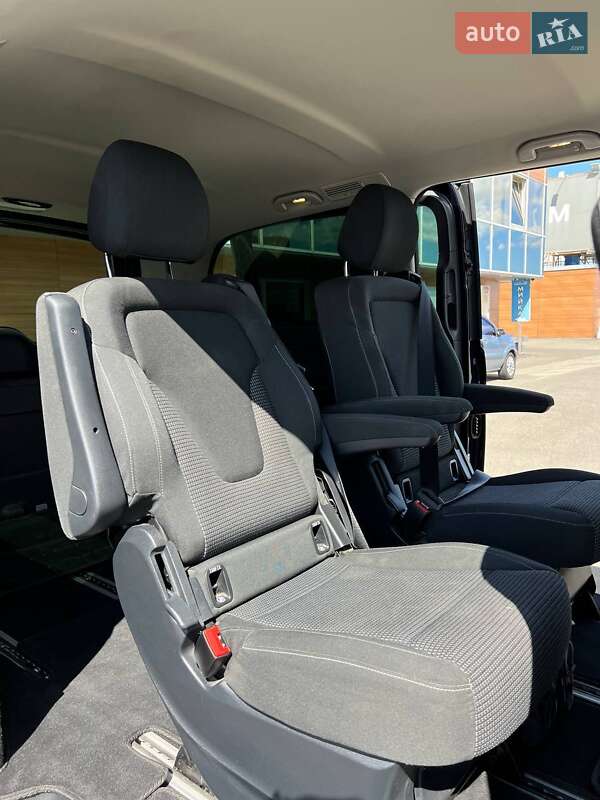 Минивэн Mercedes-Benz V-Class 2021 в Киеве