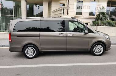 Минивэн Mercedes-Benz V-Class 2017 в 