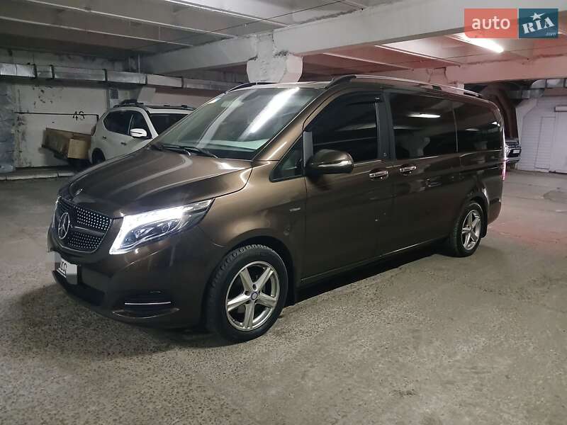 Mercedes-Benz V-Class 2015 Mercedes-Benz V-Class 2015