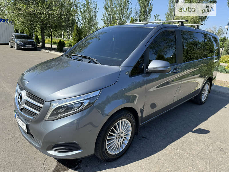 Минивэн Mercedes-Benz V-Class 2018 в Ирпене