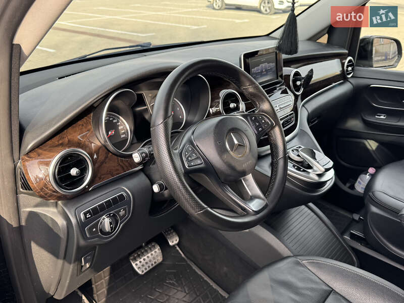 Мінівен Mercedes-Benz V-Class 2016 в Тернополі