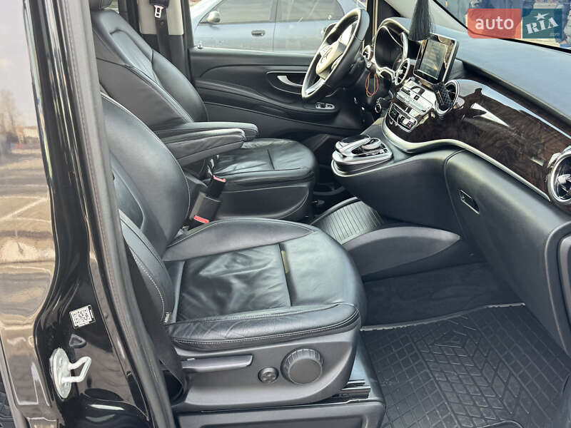 Мінівен Mercedes-Benz V-Class 2016 в Тернополі