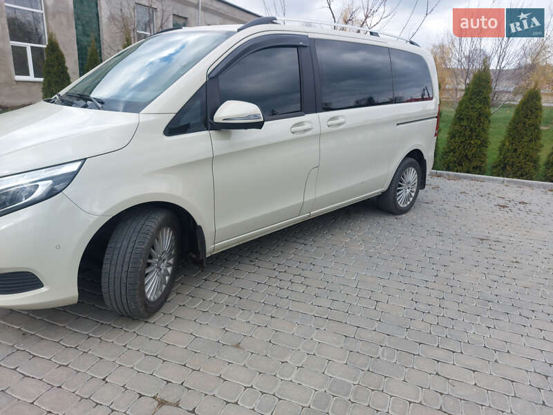 Минивэн Mercedes-Benz V-Class 2016 в Ильинцах
