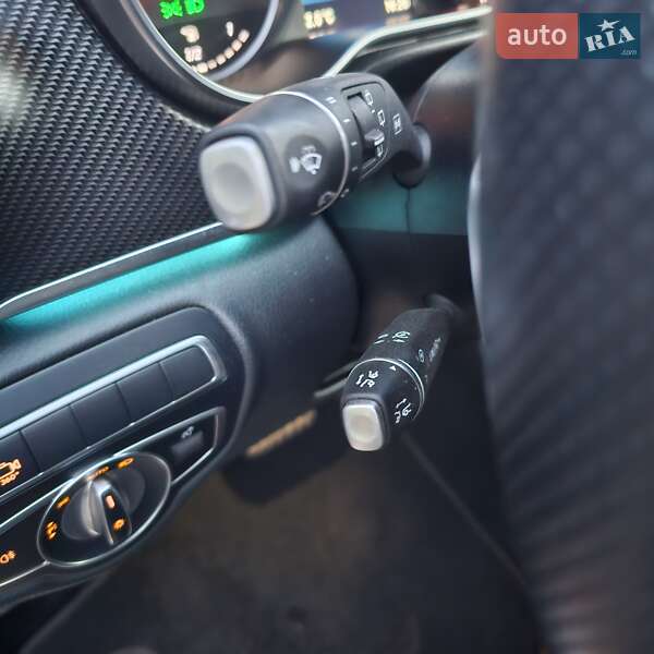 Мінівен Mercedes-Benz V-Class 2021 в Рівному