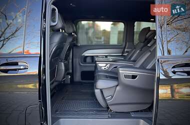 Мінівен Mercedes-Benz V-Class 2022 в 