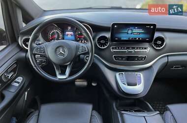 Мінівен Mercedes-Benz V-Class 2022 в 