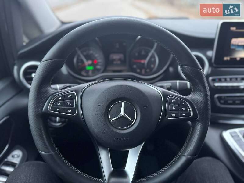 Минивэн Mercedes-Benz V-Class 2016 в Харькове фото 18 Минивэн Mercedes-Benz V-Class 2016 в Харькове