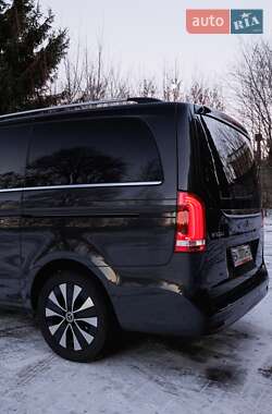 Мінівен Mercedes-Benz V-Class 2021 в 