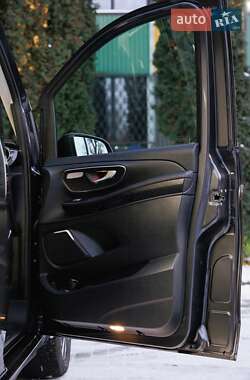 Мінівен Mercedes-Benz V-Class 2021 в 