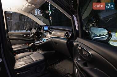 Мінівен Mercedes-Benz V-Class 2021 в 