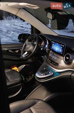 Мінівен Mercedes-Benz V-Class 2021 в 