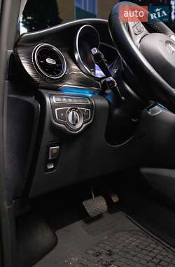 Мінівен Mercedes-Benz V-Class 2021 в 