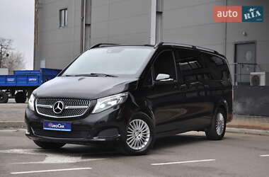 Мінівен Mercedes-Benz V-Class 2015 в Києві