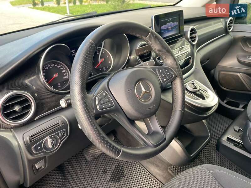 Мінівен Mercedes-Benz V-Class 2017 в Івано-Франківську