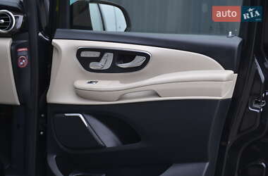 Минивэн Mercedes-Benz V-Class 2016 в 