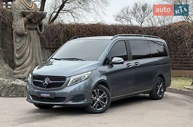 Мінівен Mercedes-Benz V-Class 2015 в Дніпрі