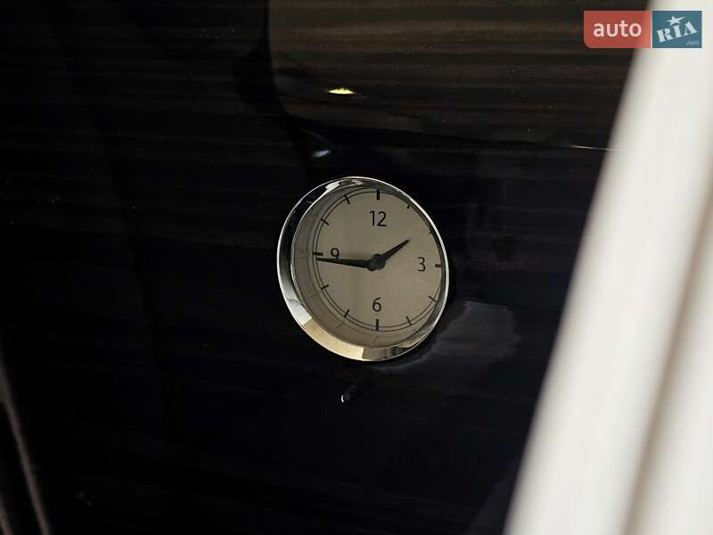 Минивэн Mercedes-Benz V-Class 2016 в Киеве