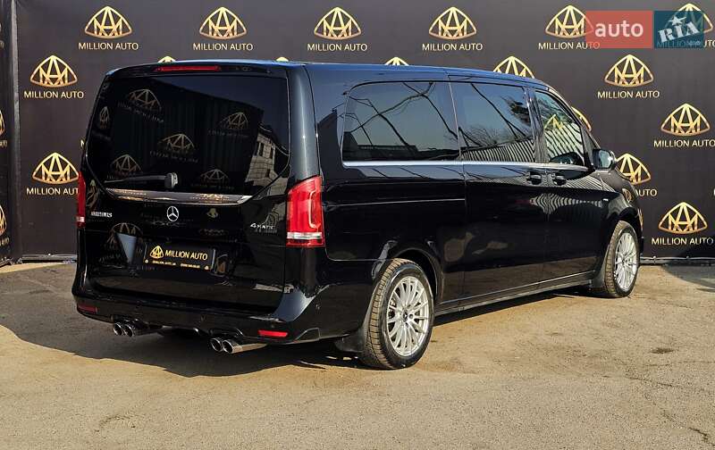 Минивэн Mercedes-Benz V-Class 2016 в Киеве