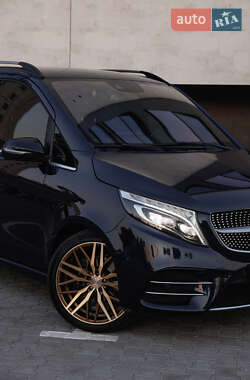 Минивэн Mercedes-Benz V-Class 2020 в 