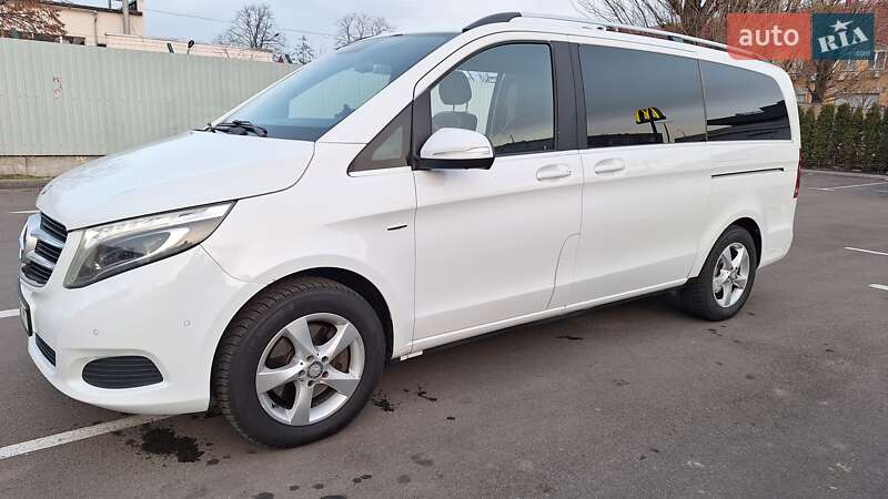 Мінівен Mercedes-Benz V-Class 2015 в 