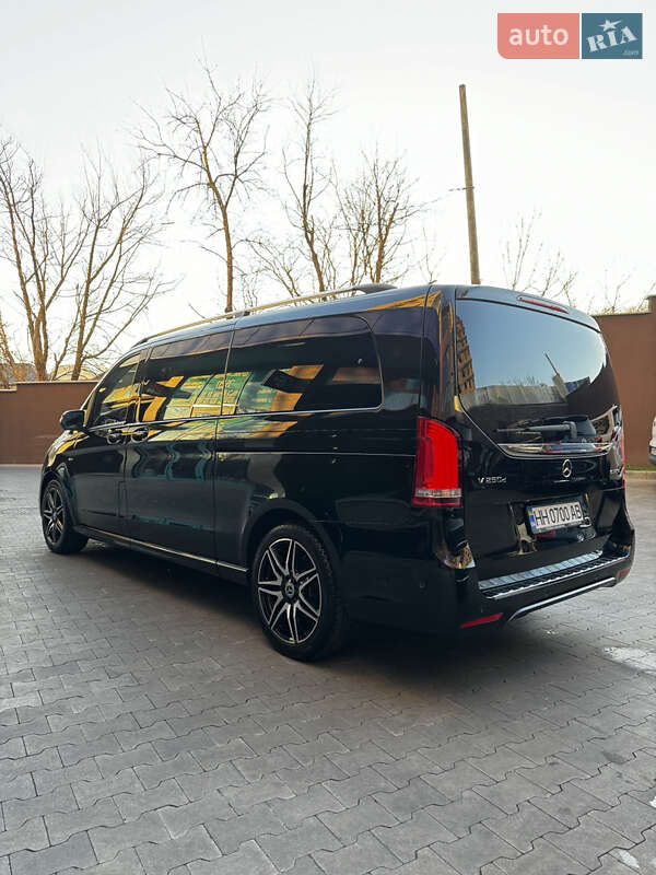 Мінівен Mercedes-Benz V-Class 2017 в Одесі