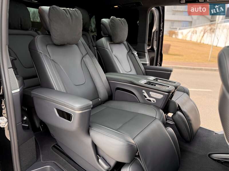 Минивэн Mercedes-Benz V-Class 2022 в Киеве