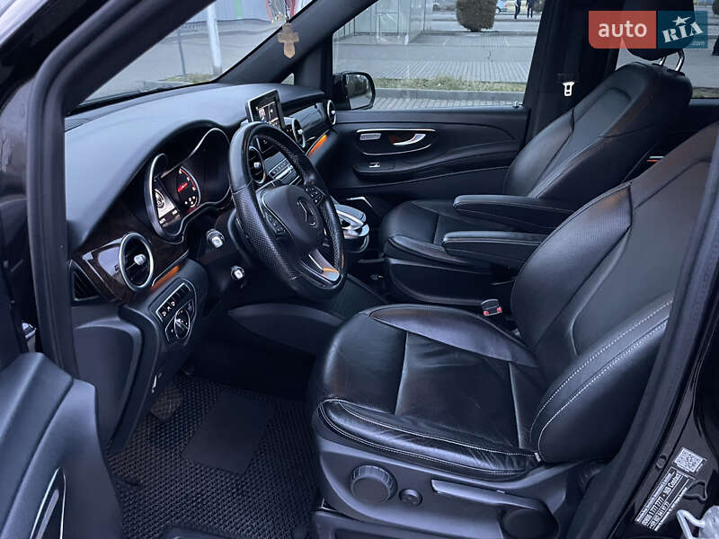 Минивэн Mercedes-Benz V-Class 2016 в Виноградове