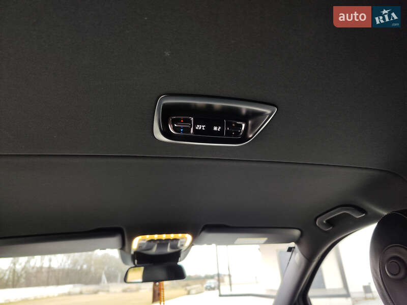 Минивэн Mercedes-Benz V-Class 2014 в Луцке фото 30 Минивэн Mercedes-Benz V-Class 2014 в Луцке