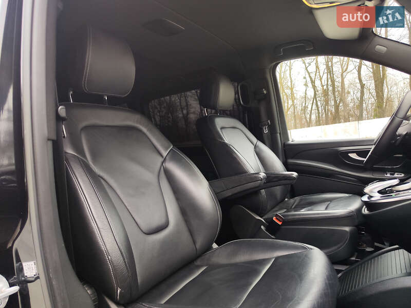 Минивэн Mercedes-Benz V-Class 2014 в Луцке фото 61 Минивэн Mercedes-Benz V-Class 2014 в Луцке