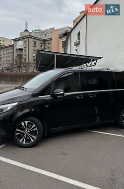 Мінівен Mercedes-Benz V-Class 2016 в Києві