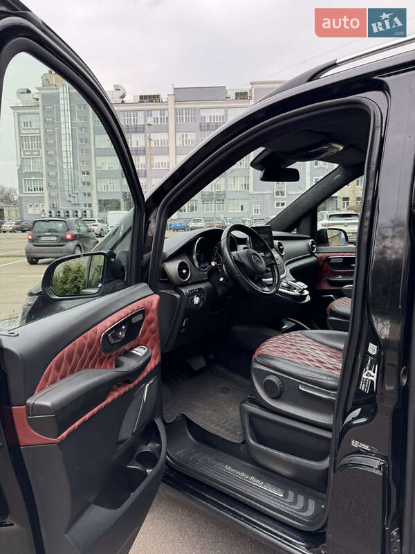 Минивэн Mercedes-Benz V-Class 2016 в Киеве