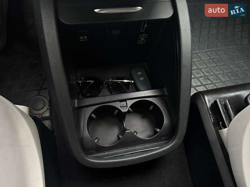 Минивэн Mercedes-Benz V-Class 2015 в Звенигородке