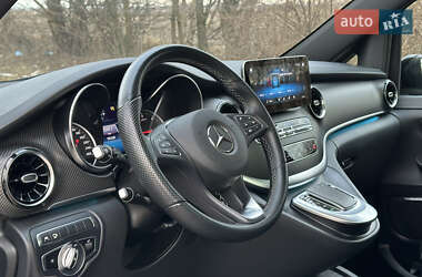 Минивэн Mercedes-Benz V-Class 2021 в 