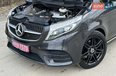 Минивэн Mercedes-Benz V-Class 2021 в 