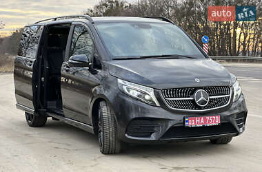 Минивэн Mercedes-Benz V-Class 2021 в 