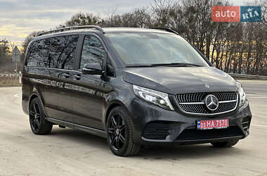 Минивэн Mercedes-Benz V-Class 2021 в 