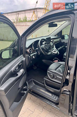 Минивэн Mercedes-Benz V-Class 2016 в 