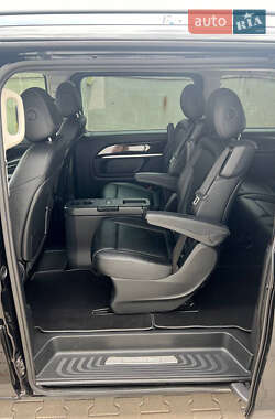 Минивэн Mercedes-Benz V-Class 2016 в 