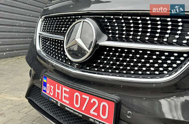 Минивэн Mercedes-Benz V-Class 2021 в 